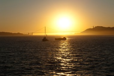 Altın kapı köprüsü