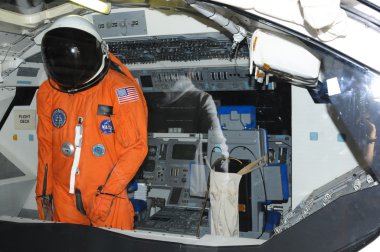 astronot kostüm