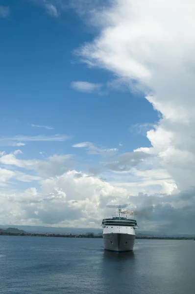 Bateau de croisière — Photo