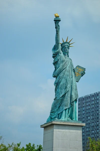 Άγαλμα της ελευθερίας στο Παρίσι — Φωτογραφία Αρχείου