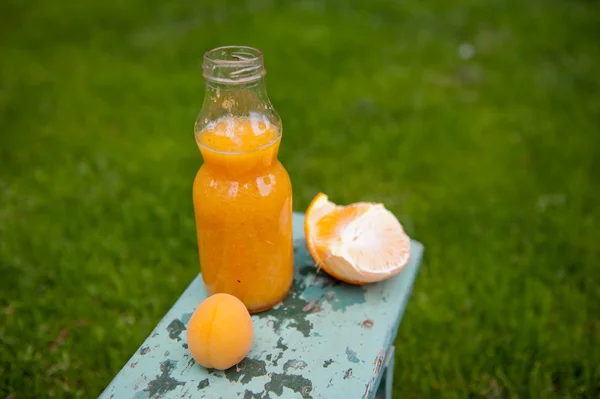 Orange smoothie — Stock Photo, Image