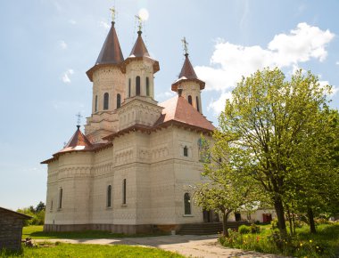 Manastır