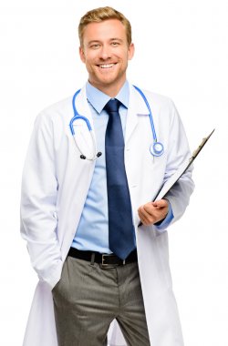 beyaz zemin üzerinde kendine güvenen genç bir doktor portresi