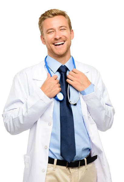 Comprimento total de jovem médico confiante no fundo branco — Fotografia de Stock