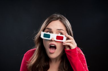 3d film seyretmek genç