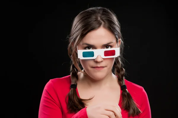 Adolescente viendo una película en 3D — Foto de Stock