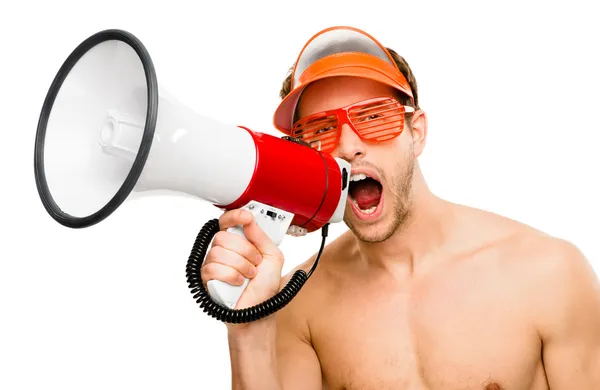 Sexy lifegaurd masculino gritando em megafone no fundo branco — Fotografia de Stock