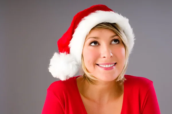 Szép nő visel karácsonyi kalap — Stock Fotó