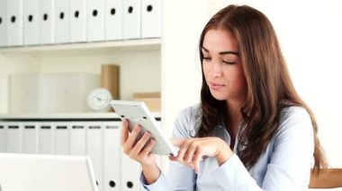 hesap makinesi iş kullanarak tatlı Sekreter