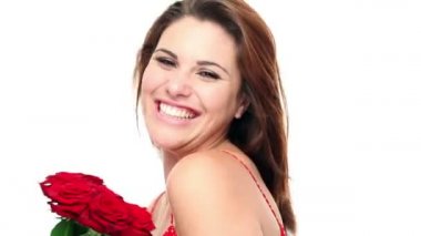 Sevgililer güller ile şirin kız