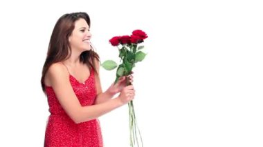 Sevgililer güller ile şirin kız