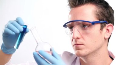 bilim adamı bir çare bulma