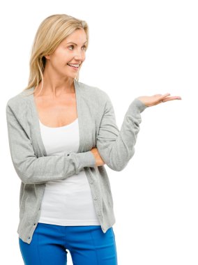 Olgun kadın boş alan mutlu beyaz backgr izole gösterilen