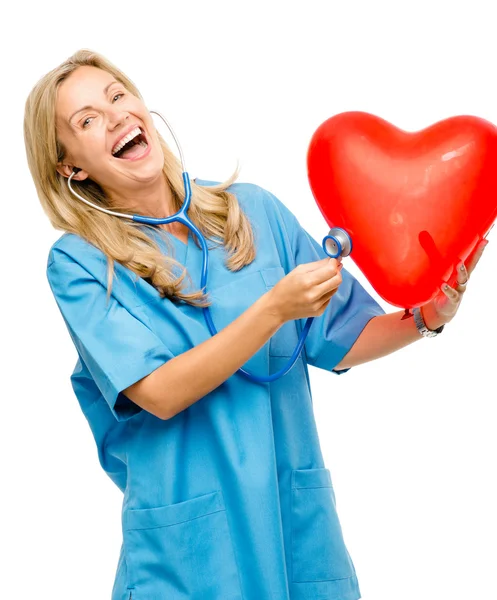 Kobieta dojrzała pielęgniarka szczęśliwy na białym tle — Zdjęcie stockowe