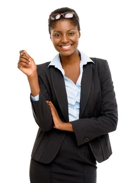 Feliz mujer de negocios afroamericana sosteniendo pluma fondo blanco — Foto de Stock