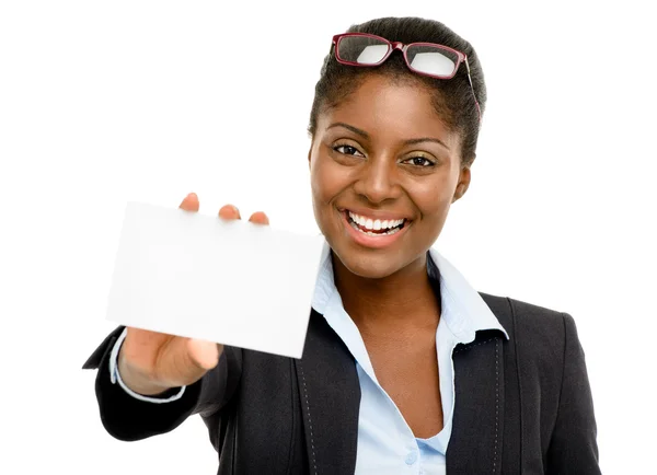 Feliz mulher de negócios afro-americana segurando cartaz isolado o — Fotografia de Stock