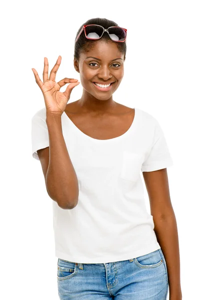 Bela afro-americana mulher feliz ok sinal isolado no whi — Fotografia de Stock
