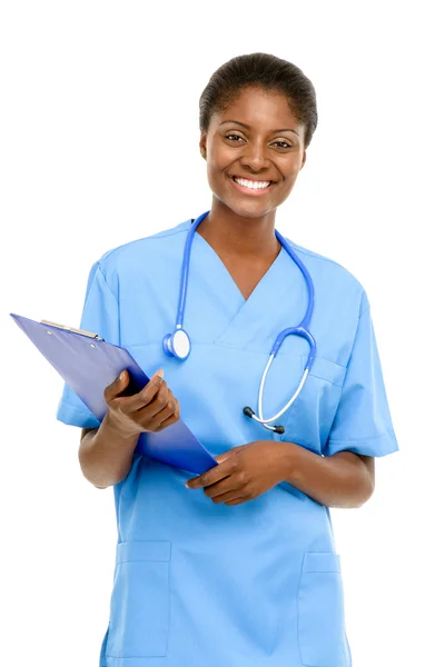 Portret vertrouwen Afro-Amerikaanse vrouwelijke arts witte achtergrond — Stockfoto