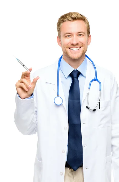 Gelukkig jonge dokter bedrijf spuit op witte achtergrond — Stockfoto