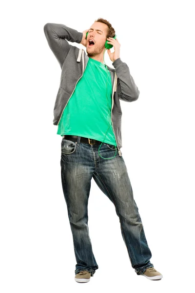 Attraktiver junger Mann trägt Kapuzenpullover mit weißem Hintergrund — Stockfoto