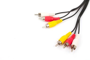 RCA fiş ve kablo üzerinde beyaz