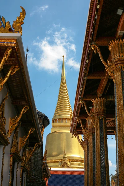 Wat Phra Kaeo en Bangkok, Tailandia . —  Fotos de Stock