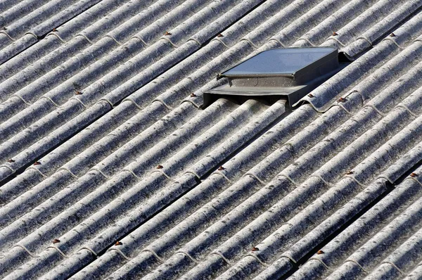 Asbestos roof — Stock Photo, Image