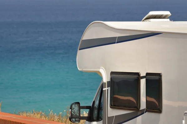 Wohnmobil am Strand — Stockfoto