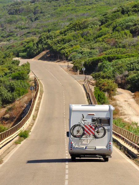 Camper on the road — Stock Photo, Image