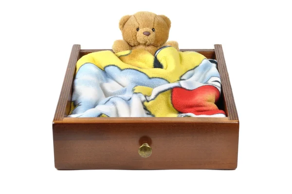 Teddybär in einer Holzschublade — Stockfoto