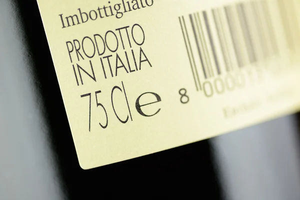 Etiqueta de una botella de vino tinto italiano — Foto de Stock