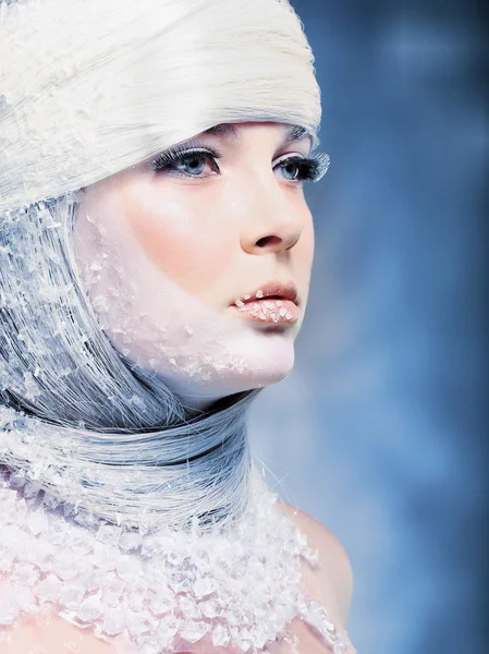 Beautiful snow queen — Stock Photo, Image