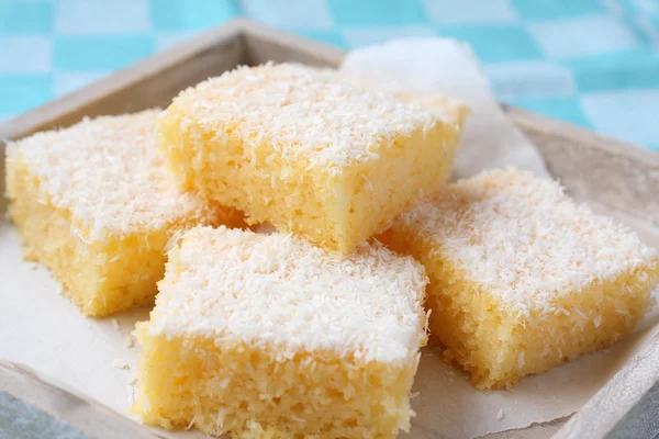 Torta di semolino con cocco — Foto Stock