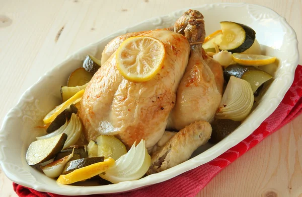 Roasted whole chicken — Stock Photo, Image