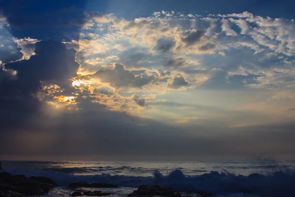 Jede dunkle Wolke — Stockfoto