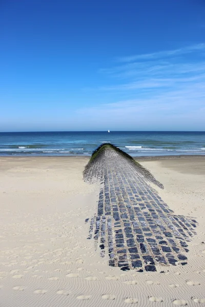 Nordsee strand i middelkerke Royaltyfria Stockbilder