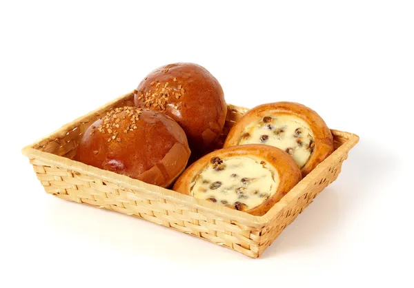 Composition avec petits pains et petits pains dans le panier — Photo