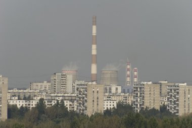 Kirli hava ile şehir manzaralı