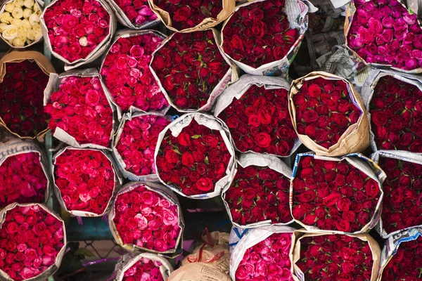 Roses Wrapped Newspapers Flower Market — Stock Fotó