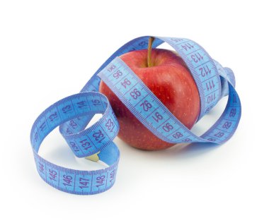 Ölçü bandıyla elma