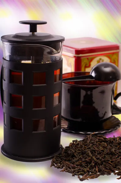 çay ve güzel bir arka plan üzerine çaydanlık