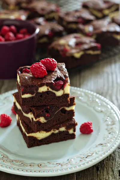 Cheesecake brownies med hallon — Stockfoto