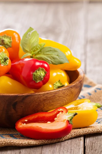 Fresh peppers in a bowl — Stock Photo, Image