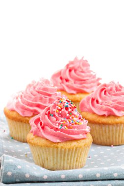 krema ve şeker ile cupcakes