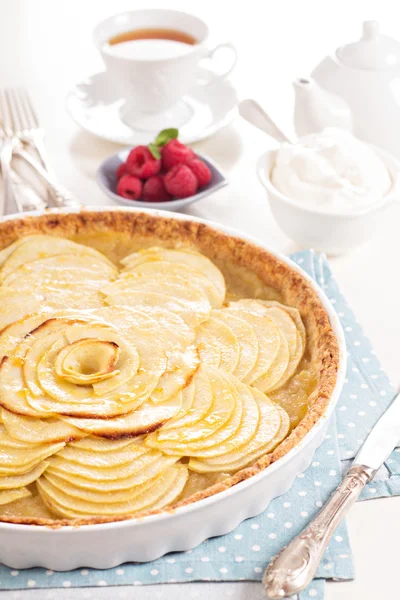 Apple tart with applesauce — Stock Photo, Image