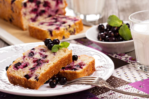 Pastel de pastel de grosella negra —  Fotos de Stock