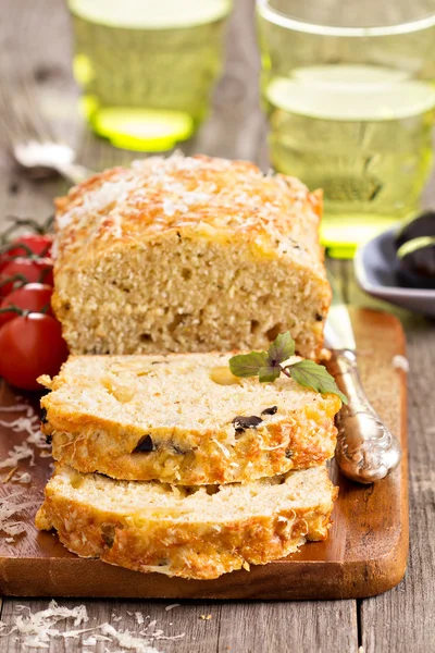 Savoury loaf cake — Stock Photo, Image