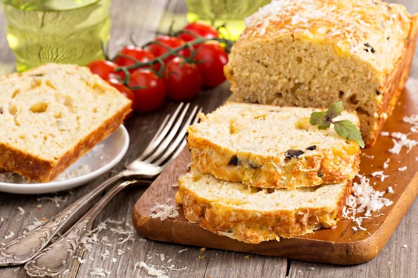 Savoury loaf cake — Stock Photo, Image