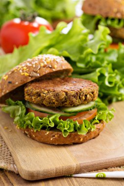 Mercimek ve pistashios vejetaryen Burger