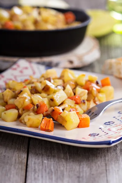 Hash de manzana y raíz vegetal — Foto de Stock